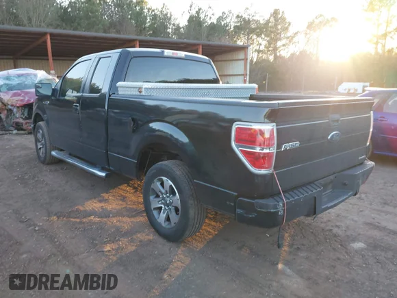 ✅ 2013 Ford F-150 XLT • VIN: 1FTFX1CF7DFD25758 • Лот: 43994279. Опубліковано раніше на IAAI з пробігом 197 412 миль. Безкоштовний доступ до архіву аукціонних продажів зі США та докладний звіт про історію автомобіля на DreamBid. Зображення 3.