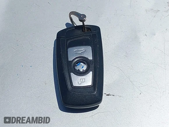 ✅ 2015 BMW 3 Series 320i • VIN: WBA3B1C54FP681247 • Lot: 45294564. Listed on IAAI with 140,990 mi. Free auction sales archive from the USA and detailed vehicle history report at DreamBid. Image 11.