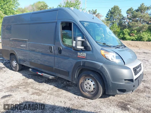 ✅ 2020 Ram ProMaster Cargo • VIN: 3C6URVJGXLE108466 • Lot: 45279257. Listed on IAAI with 117,770 mi. Free auction sales archive from the USA and detailed vehicle history report at DreamBid. Image 1.