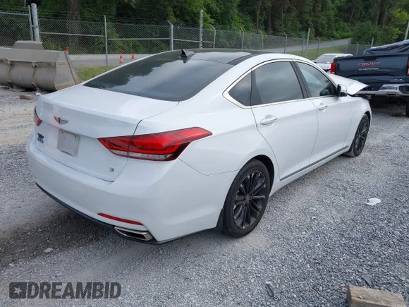✅ 2016 Hyundai Genesis 3.8L • VIN: KMHGN4JE6GU126749 • Lot: 43022152. Wystawiony na IAAI z przebiegiem 207 138 mil. Bezpłatny archiwum sprzedaży aukcyjnych z USA i szczegółowy raport historii pojazdu na DreamBid. Zdjęcie 4.