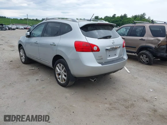 ✅ 2013 Nissan Rogue S • VIN: JN8AS5MV5DW640620 • Lot: 45252023. Wystawiony na IAAI z przebiegiem 117 866 mil. Bezpłatny archiwum sprzedaży aukcyjnych z USA i szczegółowy raport historii pojazdu na DreamBid. Zdjęcie 3.