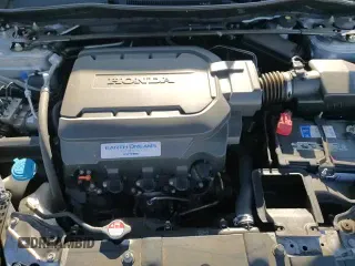 ✅ 2017 Honda Accord Touring • VIN: 1HGCT2B09HA003404 • Lot: 84947545. Wystawiony na Copart z przebiegiem 122 673 mil. Bezpłatny archiwum sprzedaży aukcyjnych z USA i szczegółowy raport historii pojazdu na DreamBid. Zdjęcie 13.