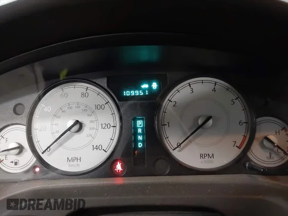 ✅ 2007 Chrysler 300 Touring • VIN: 2C3KA53G17H742929 • Лот: 45324988. Опубликован ранее на IAAI с пробегом 109 951 миль. Бесплатный доступ к архиву аукционных продаж из США и подробный отчёт об истории автомобиля на DreamBid. Изображение 7.