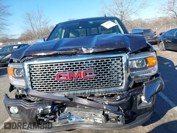 ✅ 2015 GMC Sierra 1500 Denali • VIN: 3GTU2WEC0FG203153 • Lot: 43986189. Listed on IAAI with 35,970 mi. Free auction sales archive from the USA and detailed vehicle history report at DreamBid. Image 6.