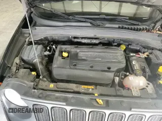 ✅ 2018 Jeep Renegade Altitude • VIN: ZACCJBBH7JPG99907 • Лот: 86176255. Опубликован ранее на Copart с пробегом 72 690 миль. Бесплатный доступ к архиву аукционных продаж из США и подробный отчёт об истории автомобиля на DreamBid. Изображение 14.