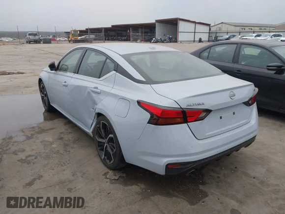 ✅ 2023 Nissan Altima SR • VIN: 1N4BL4CV7PN336827 • Lot: 44113122. Wystawiony na IAAI z przebiegiem 56 660 mil. Bezpłatny archiwum sprzedaży aukcyjnych z USA i szczegółowy raport historii pojazdu na DreamBid. Zdjęcie 3.