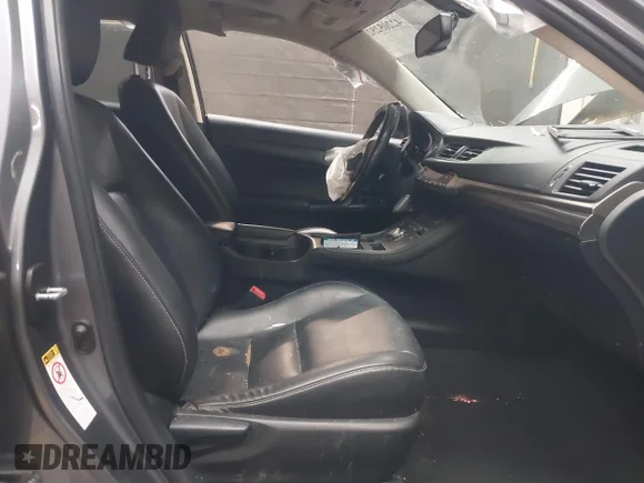 ✅ 2014 Lexus CT 200h • VIN: JTHKD5BHXE2196696 • Лот: 42205282. Опубліковано раніше на IAAI з пробігом 113 924 миль. Безкоштовний доступ до архіву аукціонних продажів зі США та докладний звіт про історію автомобіля на DreamBid. Зображення 5.