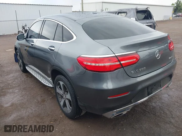 ✅ 2017 Mercedes-Benz GLC 300 • VIN: WDC0J4KB2HF196223 • Лот: 43275308. Опубліковано раніше на IAAI з пробігом 148 057 миль. Безкоштовний доступ до архіву аукціонних продажів зі США та докладний звіт про історію автомобіля на DreamBid. Зображення 3.