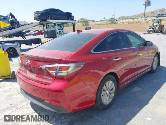 ✅ 2016 Hyundai Sonata SE • VIN: KMHE24L17GA011685 • Lot: 45122901. Wystawiony na IAAI z przebiegiem 239 822 mil. Bezpłatny archiwum sprzedaży aukcyjnych z USA i szczegółowy raport historii pojazdu na DreamBid. Zdjęcie 4.