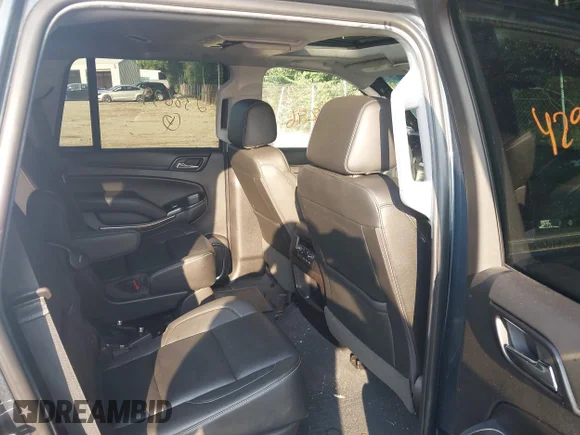 ✅ 2019 Chevrolet Tahoe LT • VIN: 1GNSKBKC6KR238639 • Lot: 42973296. Wystawiony na IAAI z przebiegiem 68 237 mil. Bezpłatny archiwum sprzedaży aukcyjnych z USA i szczegółowy raport historii pojazdu na DreamBid. Zdjęcie 8.
