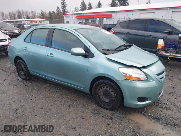 ✅ 2008 Toyota Yaris • VIN: JTDBT923X84030882 • Lot: 44004013. Wystawiony na IAAI z przebiegiem 117 564 mil. Bezpłatny archiwum sprzedaży aukcyjnych z USA i szczegółowy raport historii pojazdu na DreamBid. Zdjęcie 1.