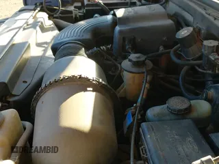 ✅ 1998 Ford Expedition XLT • VIN: 1FMRU1766WLA48035 • Lot: 42680519. Listed on IAAI with 203,253 mi. Free auction sales archive from the USA and detailed vehicle history report at DreamBid. Image 12.