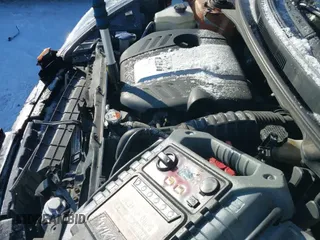 ✅ 2016 Hyundai Veloster Turbo • VIN: KMHTC6AE3GU286054 • Lot: 41421700. Wystawiony na IAAI z przebiegiem 117 139 mil. Bezpłatny archiwum sprzedaży aukcyjnych z USA i szczegółowy raport historii pojazdu na DreamBid. Zdjęcie 22.