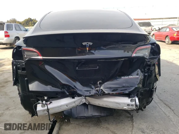 ✅ 2022 Tesla Model Y Performance • VIN: 7SAYGDEF6NF342051 • Лот: 68370652. Опубликован ранее на Copart с пробегом 13 935 миль. Бесплатный доступ к архиву аукционных продаж из США и подробный отчёт об истории автомобиля на DreamBid. Изображение 6.