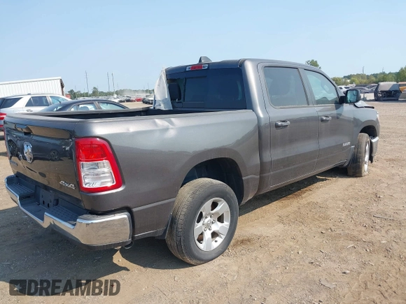 ✅ 2019 Ram 1500 Big Horn • VIN: 1C6RRFFGXKN709911 • Lot: 40337177. Wystawiony na IAAI z przebiegiem 124 338 mil. Bezpłatny archiwum sprzedaży aukcyjnych z USA i szczegółowy raport historii pojazdu na DreamBid. Zdjęcie 4.