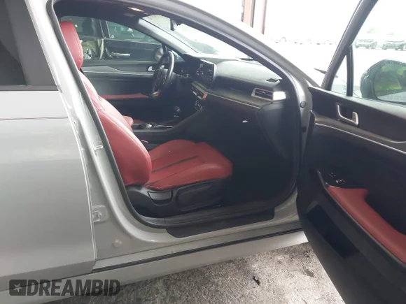 ✅ 2023 Kia K5 GT-Line • VIN: 5XXG64J21PG174057 • Lot: 43330935. Wystawiony na IAAI z przebiegiem 65 523 mil. Bezpłatny archiwum sprzedaży aukcyjnych z USA i szczegółowy raport historii pojazdu na DreamBid. Zdjęcie 5.