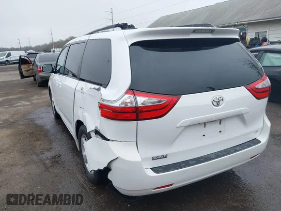 ✅ 2017 Toyota Sienna LE • VIN: 5TDKZ3DC5HS845391 • Лот: 44771294. Опубликован ранее на IAAI с пробегом 48 585 миль. Бесплатный доступ к архиву аукционных продаж из США и подробный отчёт об истории автомобиля на DreamBid. Изображение 3.