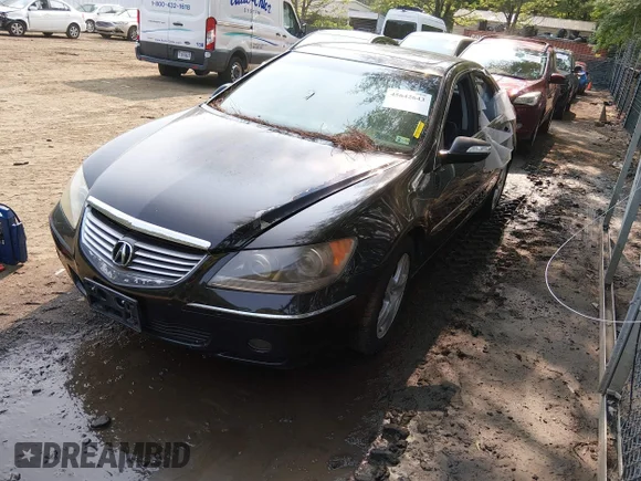 ✅ 2007 Acura RL Technology • VIN: JH4KB16677C001836 • Lot: 45642643. Wystawiony na IAAI z przebiegiem 217 744 mil. Bezpłatny archiwum sprzedaży aukcyjnych z USA i szczegółowy raport historii pojazdu na DreamBid. Zdjęcie 2.