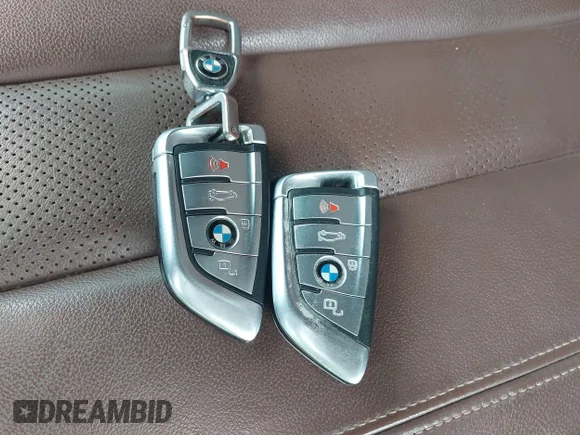 ✅ 2019 BMW X5 xDrive40i • VIN: 5UXCR6C54KLL11797 • Lot: 45137154. Listed on IAAI with 113,533 mi. Free auction sales archive from the USA and detailed vehicle history report at DreamBid. Image 11.