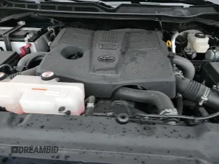 ✅ 2022 Toyota Tundra SR5 • VIN: 5TFLA5EC7NX010338 • Лот: 94539445. Опубликован ранее на Copart с пробегом 49 818 миль. Бесплатный доступ к архиву аукционных продаж из США и подробный отчёт об истории автомобиля на DreamBid. Изображение 13.