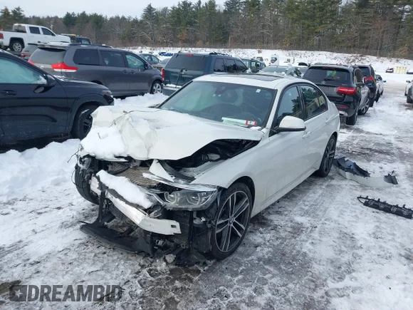 ✅ 2018 BMW 3 Series 340i xDrive • VIN: WBA8B7C59JA576885 • Lot: 41541965. Listed on IAAI with 117,812 mi. Free auction sales archive from the USA and detailed vehicle history report at DreamBid. Image 2.
