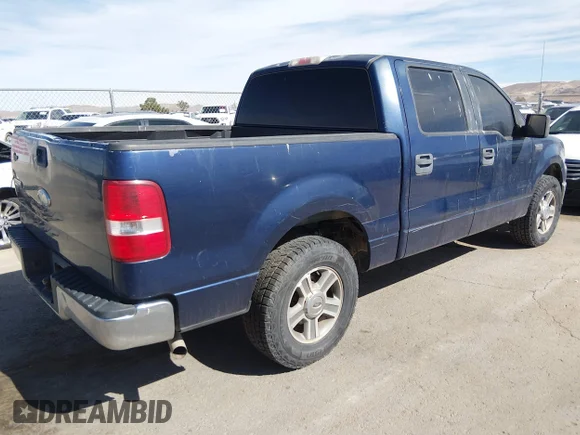 ✅ 2008 Ford F-150 XL • VIN: 1FTRW12W38KD92758 • Lot: 44384675. Wystawiony na IAAI z przebiegiem 295 011 mil. Bezpłatny archiwum sprzedaży aukcyjnych z USA i szczegółowy raport historii pojazdu na DreamBid. Zdjęcie 4.