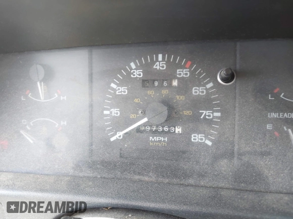 ✅ 1994 Mazda B-Series • VIN: 4F4CR12A0RTM31231 • Lot: 43122521. Wystawiony na IAAI z przebiegiem 97 363 mil. Bezpłatny archiwum sprzedaży aukcyjnych z USA i szczegółowy raport historii pojazdu na DreamBid. Zdjęcie 7.
