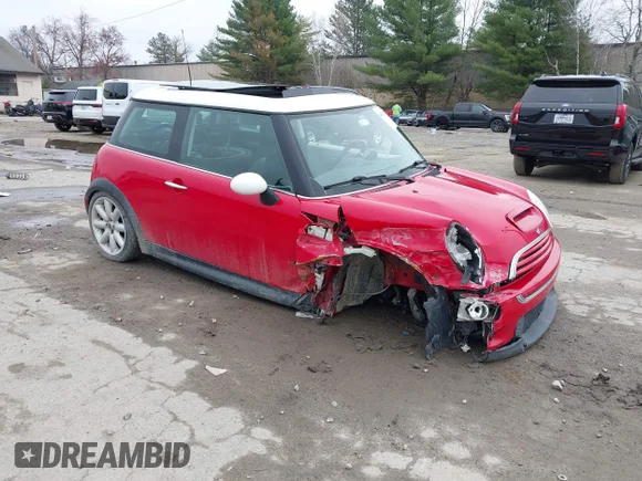 ✅ 2003 MINI Hardtop S • VIN: WMWRE33493TD69029 • Лот: 44874950. Опубликован ранее на IAAI с пробегом 52 768 миль. Бесплатный доступ к архиву аукционных продаж из США и подробный отчёт об истории автомобиля на DreamBid. Изображение 1.