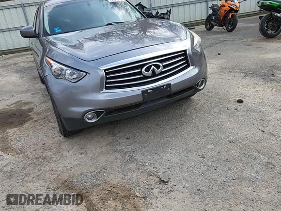 ✅ 2016 Infiniti QX70 • VIN: JN8CS1MU9GM671457 • Lot: 78101975. Wystawiony na Copart z przebiegiem 119 689 mil. Bezpłatny archiwum sprzedaży aukcyjnych z USA i szczegółowy raport historii pojazdu na DreamBid. Zdjęcie 13.