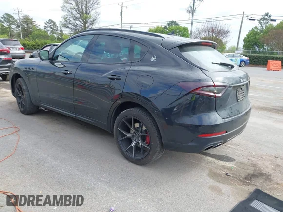 ✅ 2017 Maserati Levante • VIN: ZN661XUL8HX248115 • Lot: 44745709. Wystawiony na IAAI z przebiegiem 59 139 mil. Bezpłatny archiwum sprzedaży aukcyjnych z USA i szczegółowy raport historii pojazdu na DreamBid. Zdjęcie 3.