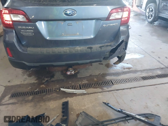 ✅ 2016 Subaru Outback Premium • VIN: 4S4BSBCC6G3334042 • Lot: 44224623. Listed on IAAI with 89,342 mi. Free auction sales archive from the USA and detailed vehicle history report at DreamBid. Image 6.