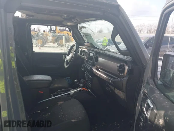 ✅ 2021 Jeep Wrangler Unlimited 80th Anniversary • VIN: 1C4HJXDG3MW519031 • Lot: 41513932. Wystawiony na IAAI z przebiegiem Nie podano. Bezpłatny archiwum sprzedaży aukcyjnych z USA i szczegółowy raport historii pojazdu na DreamBid. Zdjęcie 5.