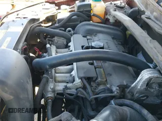 ✅ 2006 Volvo XC90 2.5L Turbo • VIN: YV4CZ592361243774 • Lot: 42915918. Wystawiony na IAAI z przebiegiem 157 969 mil. Bezpłatny archiwum sprzedaży aukcyjnych z USA i szczegółowy raport historii pojazdu na DreamBid. Zdjęcie 13.