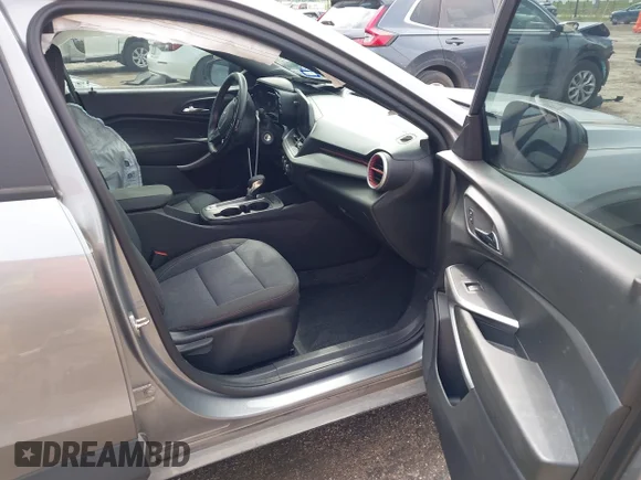 ✅ 2024 Chevrolet Trax 1RS • VIN: KL77LGE29RC083350 • Лот: 45058897. Опубликован ранее на IAAI с пробегом 25 495 миль. Бесплатный доступ к архиву аукционных продаж из США и подробный отчёт об истории автомобиля на DreamBid. Изображение 5.