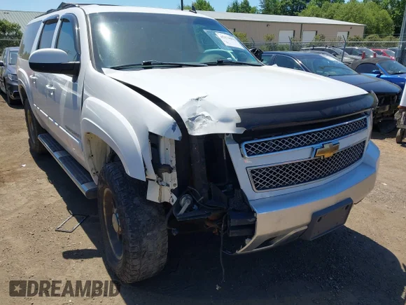 ✅ 2007 Chevrolet Suburban LT • VIN: 3GNGK26K17G262149 • Лот: 45274059. Опубліковано раніше на IAAI з пробігом 223 806 миль. Безкоштовний доступ до архіву аукціонних продажів зі США та докладний звіт про історію автомобіля на DreamBid. Зображення 6.