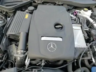 ✅ 2020 Mercedes-Benz SLC 300 • VIN: W1KPK3JA1LF171199 • Lot: 86151364. Listed on Copart with 20,646 mi. Free auction sales archive from the USA and detailed vehicle history report at DreamBid. Image 13.