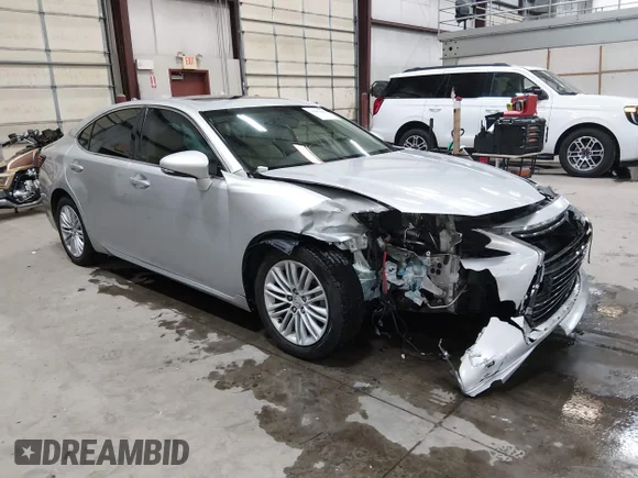 2016 Lexus ES 330