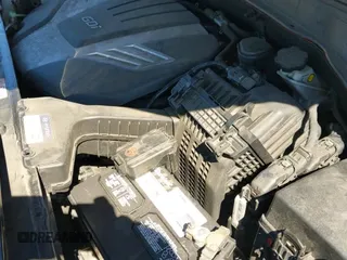 2017 Hyundai Santa Fe SE z VIN KM8SM4HF7HU240143, wystawiony jako IAAI lot #43451465 z przebiegiem 147 125 mil mil oraz . Historia ofert i sprzedaży dostępna na DreamBid. Obrazek 19.