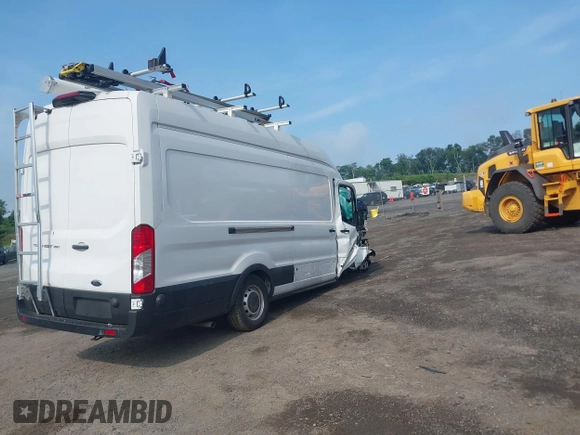 ✅ 2024 Ford Transit Cargo • VIN: 1FTBW3X80RKA42450 • Lot: 42317872. Wystawiony na IAAI z przebiegiem 12 464 mil. Bezpłatny archiwum sprzedaży aukcyjnych z USA i szczegółowy raport historii pojazdu na DreamBid. Zdjęcie 4.