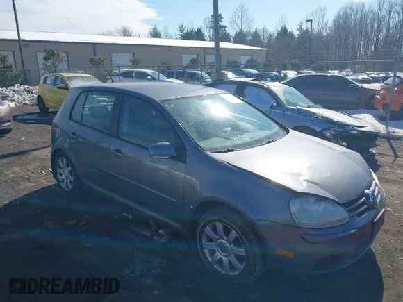 ✅ 2007 Volkswagen Rabbit • VIN: WVWDR71K67W159421 • Lot: 44343640. Wystawiony na IAAI z przebiegiem 142 582 mil. Bezpłatny archiwum sprzedaży aukcyjnych z USA i szczegółowy raport historii pojazdu na DreamBid. Zdjęcie 1.