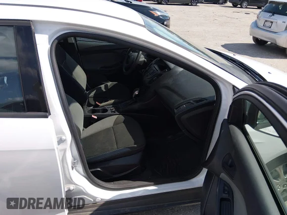 ✅ 2013 Ford Focus S • VIN: 1FADP3E27DL297495 • Lot: 45601685. Listed on IAAI with 108,283 mi. Free auction sales archive from the USA and detailed vehicle history report at DreamBid. Image 5.