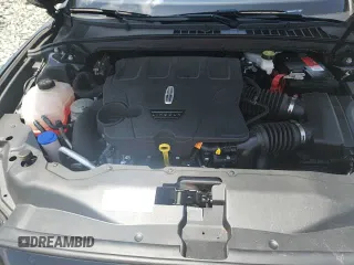 ✅ 2019 Lincoln Continental Reserve • VIN: 1LN6L9RP5K5600276 • Lot: 64637625. Listed on Copart with 9,351 mi. Free auction sales archive from the USA and detailed vehicle history report at DreamBid. Image 16.