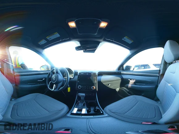 ✅ 2024 Hyundai Santa Cruz SE • VIN: 5NTJADDE3RH116664 • Lot: 44468880. Wystawiony na IAAI z przebiegiem 22 895 mil. Bezpłatny archiwum sprzedaży aukcyjnych z USA i szczegółowy raport historii pojazdu na DreamBid. Zdjęcie 20.