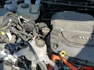 ✅ 2023 Chrysler Pacifica Hybrid Limited • VIN: 2C4RC1S78PR584467 • Lot: 60877505. Listed on Copart with 39,114 mi. Free auction sales archive from the USA and detailed vehicle history report at DreamBid. Image 17.