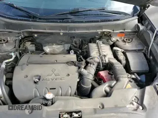 ✅ 2018 Mitsubishi Outlander Sport ES • VIN: JA4AH3AU7JU601622 • Lot: 54835295. Wystawiony na Copart z przebiegiem 46 203 mil. Bezpłatny archiwum sprzedaży aukcyjnych z USA i szczegółowy raport historii pojazdu na DreamBid. Zdjęcie 14.