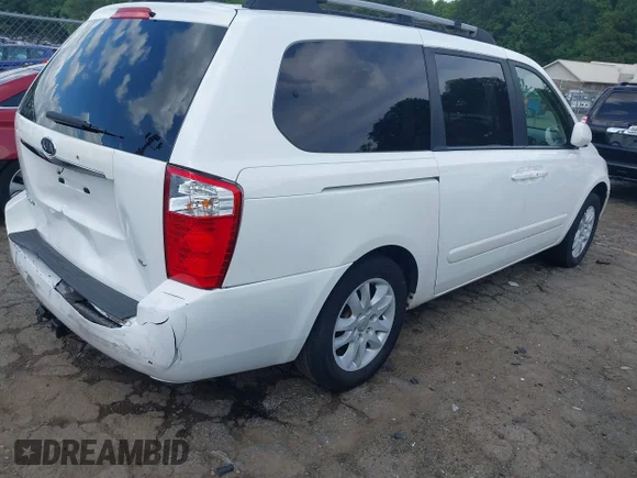 ✅ 2008 Kia Sedona LX • VIN: KNDMB233886206091 • Lot: 42181950. Wystawiony na IAAI z przebiegiem 140 245 mil. Bezpłatny archiwum sprzedaży aukcyjnych z USA i szczegółowy raport historii pojazdu na DreamBid. Zdjęcie 4.