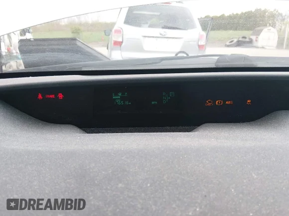 ✅ 2004 Toyota Prius • VIN: JTDKB20U740111166 • Lot: 45021742. Listed on IAAI with 176,516 mi. Free auction sales archive from the USA and detailed vehicle history report at DreamBid. Image 7.