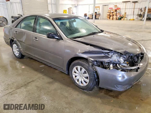 ✅ 2006 Toyota Camry STD • VIN: 4T1BE32K46U721042 • Lot: 41777636. Wystawiony na Copart z przebiegiem 269 798 mil. Bezpłatny archiwum sprzedaży aukcyjnych z USA i szczegółowy raport historii pojazdu na DreamBid. Zdjęcie 4.