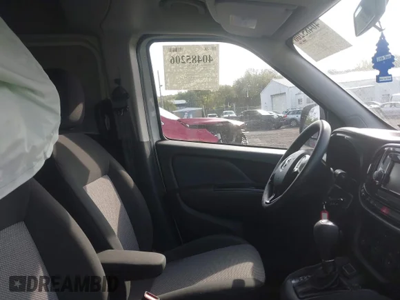 ✅ 2019 Ram ProMaster City Cargo Tradesman • VIN: ZFBHRFAB6K6N78232 • Lot: 40485206. Wystawiony na IAAI z przebiegiem 206 994 mil. Bezpłatny archiwum sprzedaży aukcyjnych z USA i szczegółowy raport historii pojazdu na DreamBid. Zdjęcie 5.