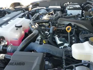 ✅ 2025 Toyota Tacoma SR5 • VIN: 3TMKB5FN3SM037692 • Lot: 43462895. Wystawiony na IAAI z przebiegiem 5 662 mil. Bezpłatny archiwum sprzedaży aukcyjnych z USA i szczegółowy raport historii pojazdu na DreamBid. Zdjęcie 19.